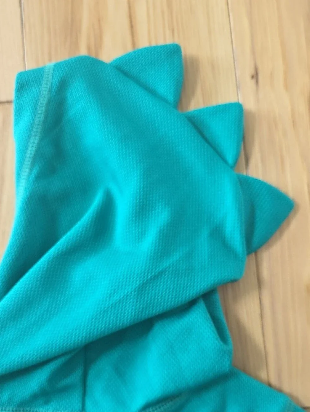GAP bright green